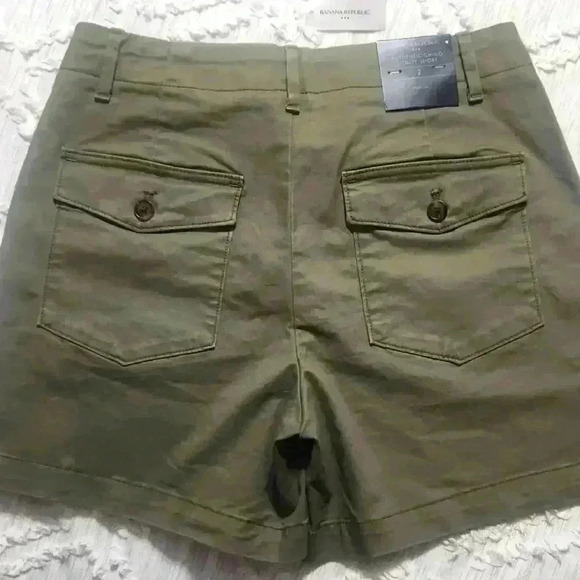 Banana Republic Authentic Chino Utility Short - Picture 7 of 7